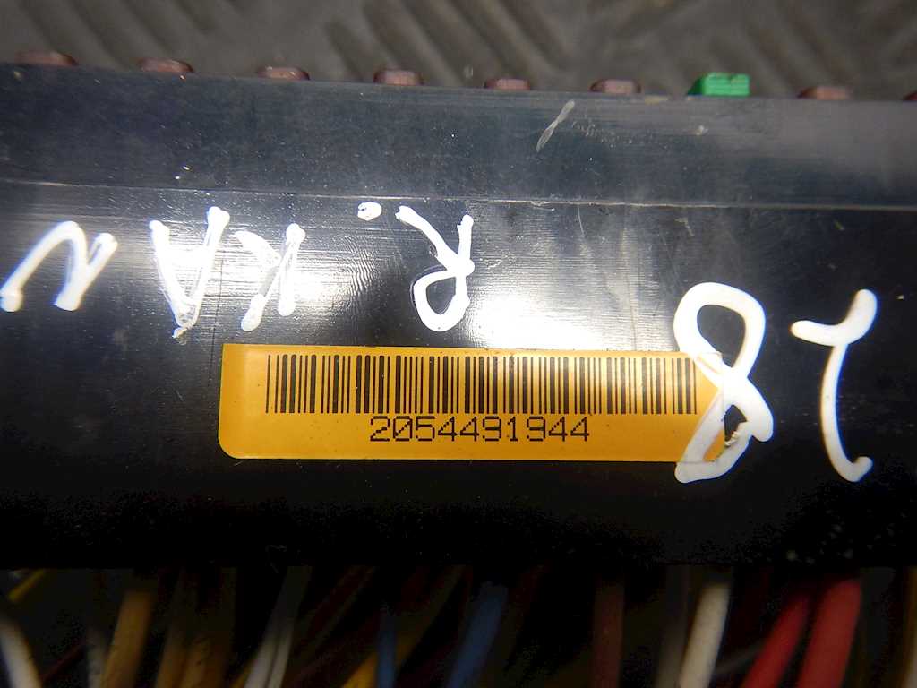 Датчик уровня в бачок омывателя RENAULT Kangoo 1997-2008