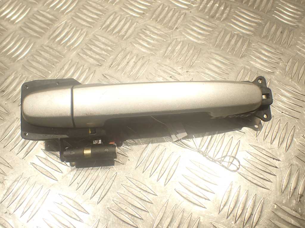 Ручка двери передней наружная левая TOYOTA Corolla E120 2001-2006