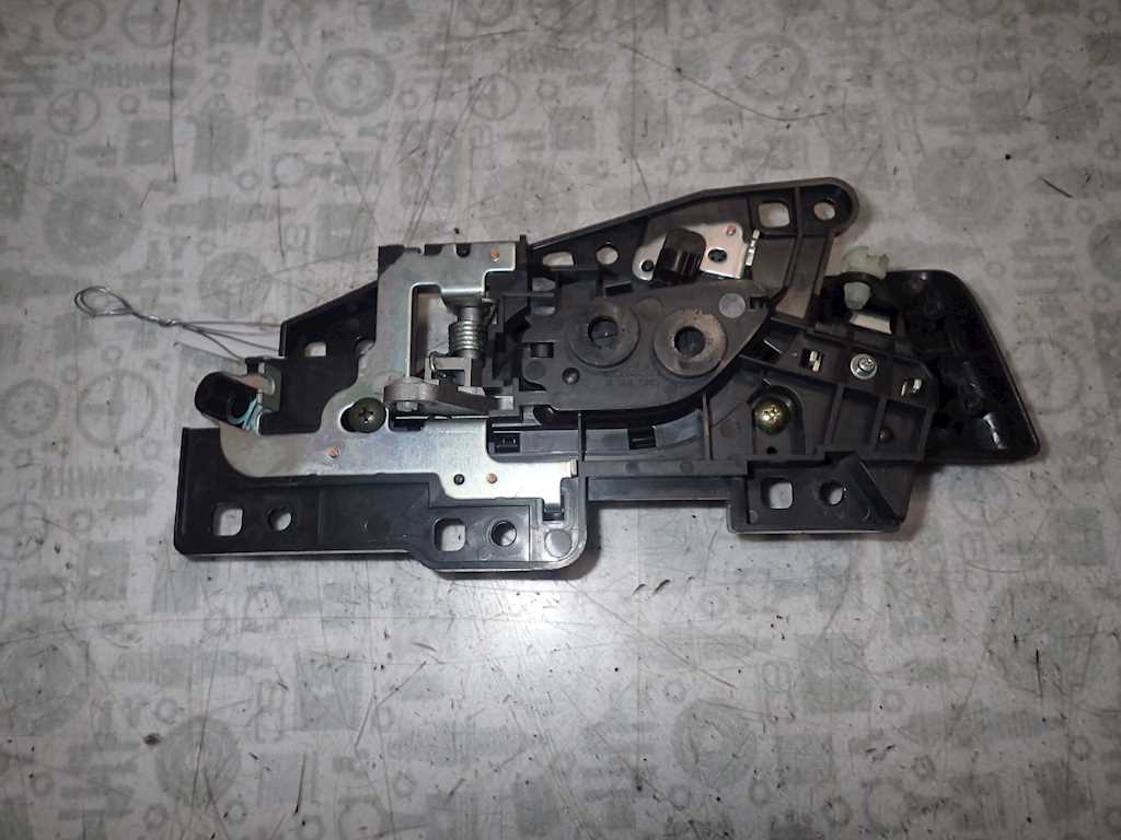 Ручка дверная задняя внутренняя правая HONDA Civic 4D 2006-2016