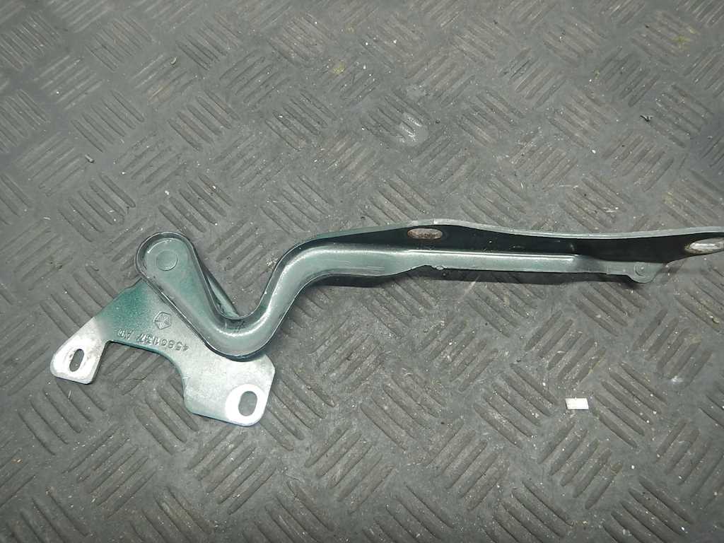 Петля капота левая/правая CHRYSLER 300 M 300M 1998-2004