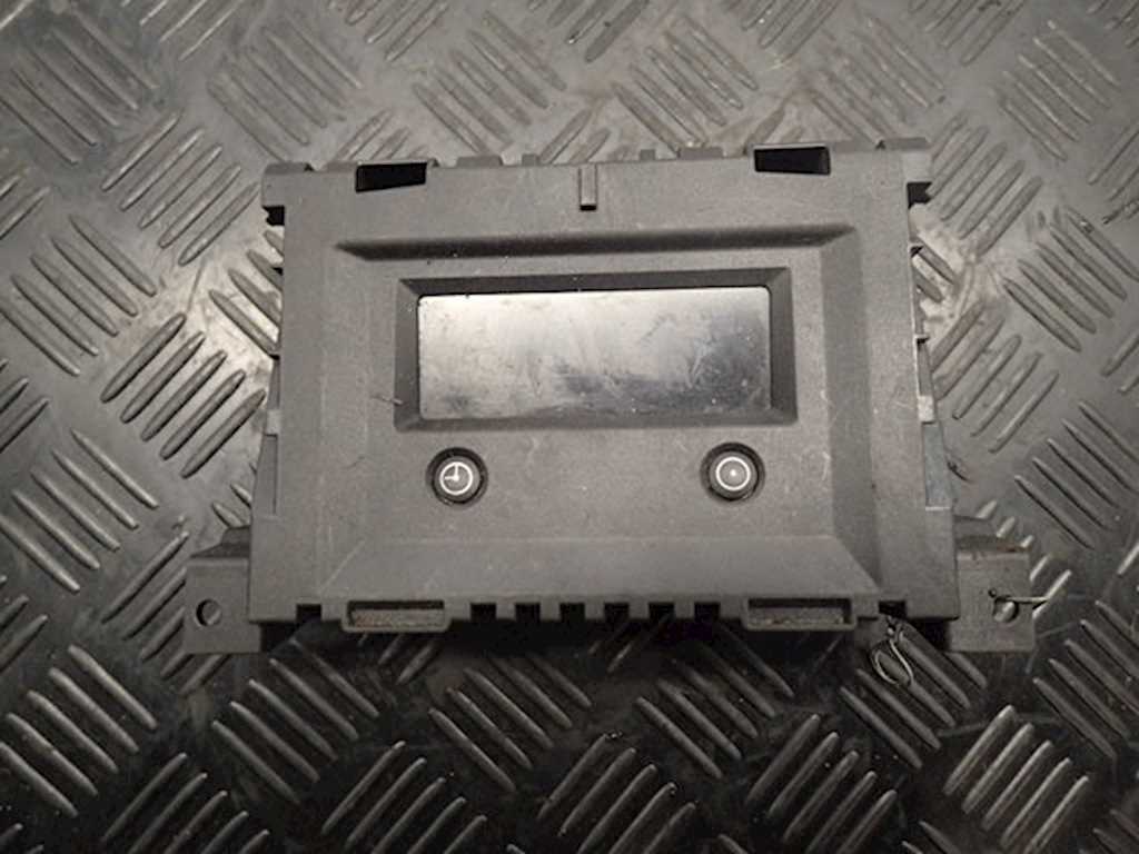 Дисплей информационный (компьютера) OPEL Astra H/Family 2004-2015