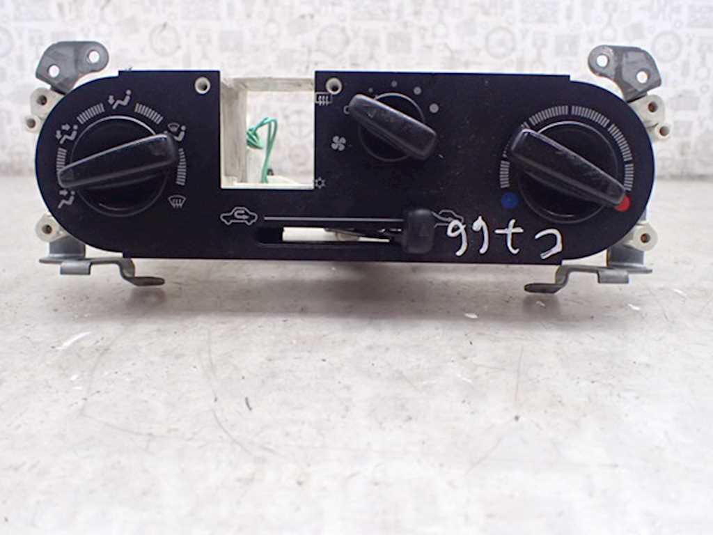 Блок управления климат-контроля Mitsubishi Pajero Sport 1 (1998-2008)