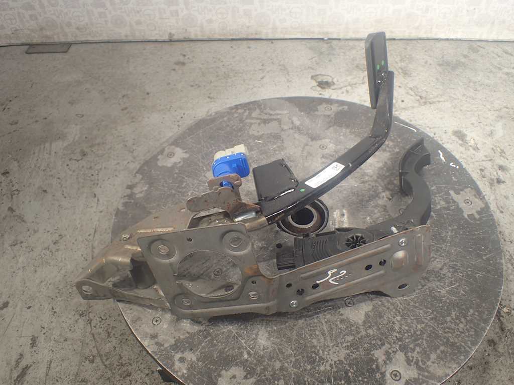 Блок педалей (педальный узел) FORD Focus III 2011-2019