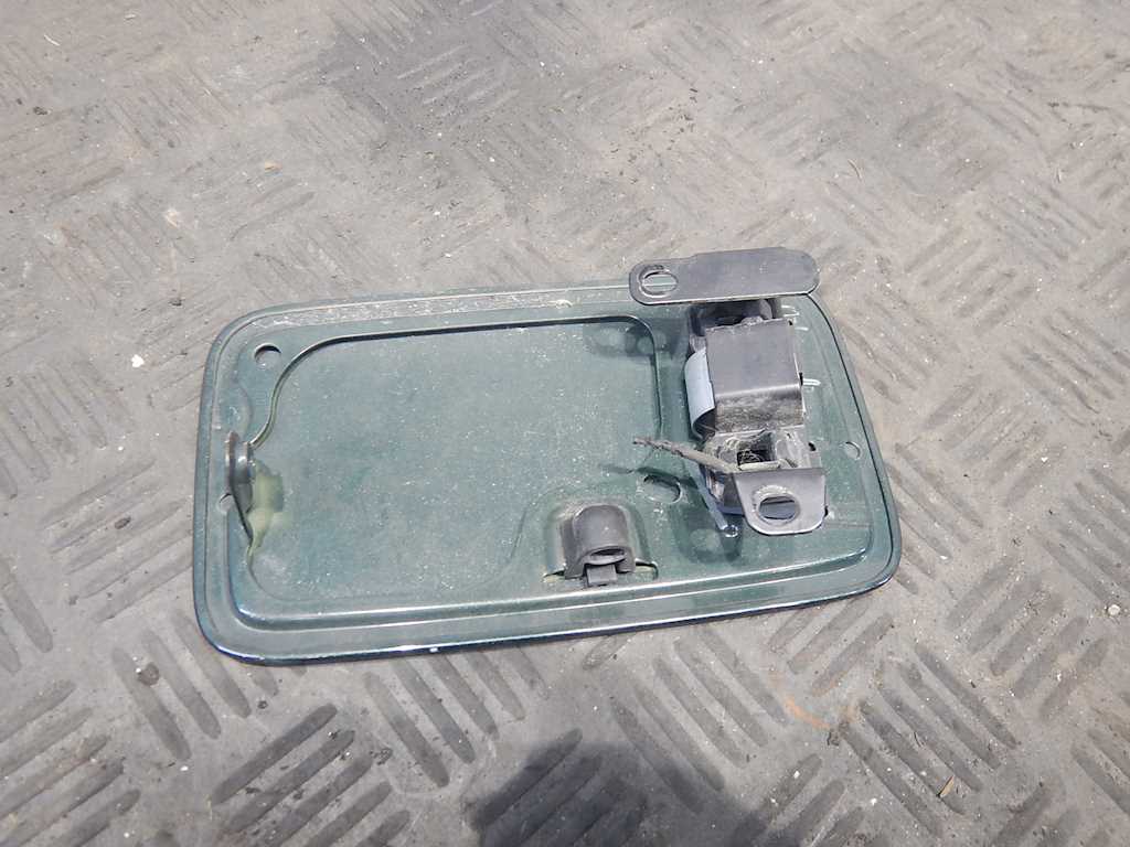 Лючок бензобака LAND ROVER Range Rover 2002-2012