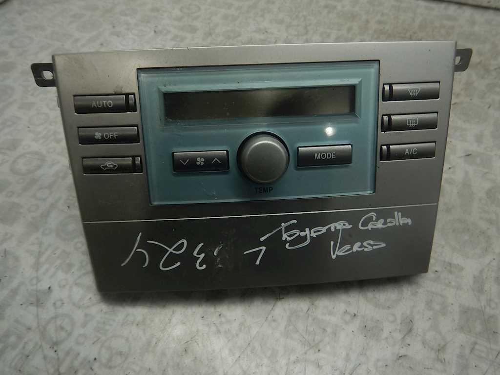 Блок управления климат-контроля Toyota Corolla Verso 2 (2004-2009)