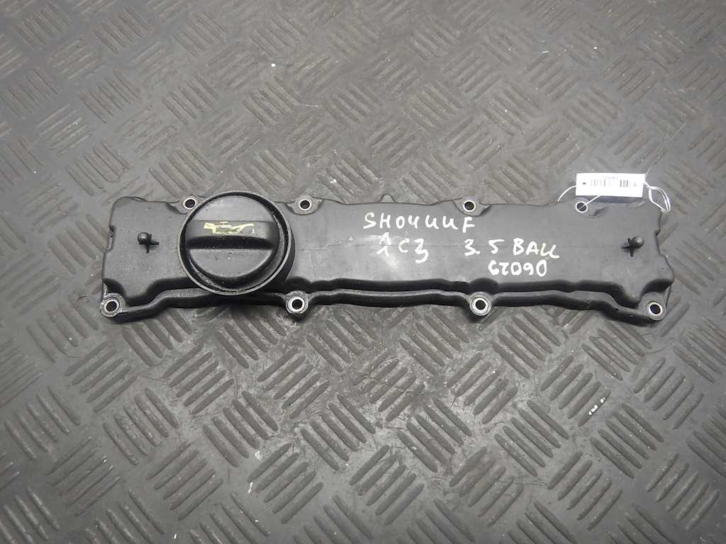 Крышка головки блока (клапанная) CITROEN C3 2002-2009