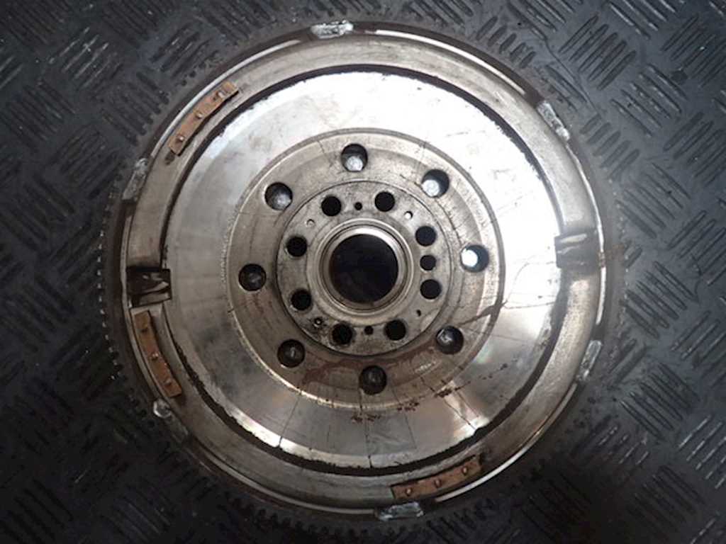 Маховик (демпфер сцепления) MERCEDES-BENZ A-Class W169 2004-2012