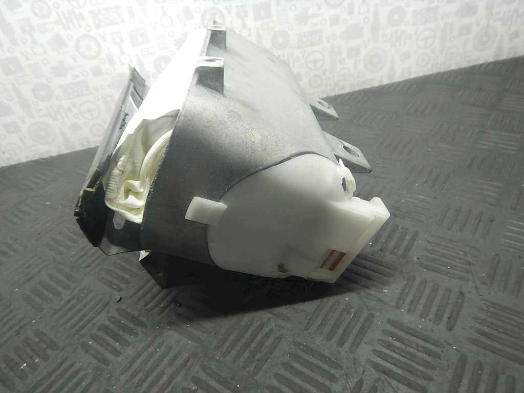 Подушка безопасности пассажирская (в торпедо) CHRYSLER Voyager III GS 1995-2000