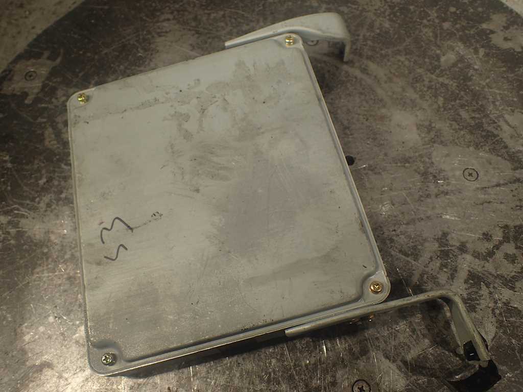 Блок управления двигателя (ЭБУ) TOYOTA Tundra 1999-2006