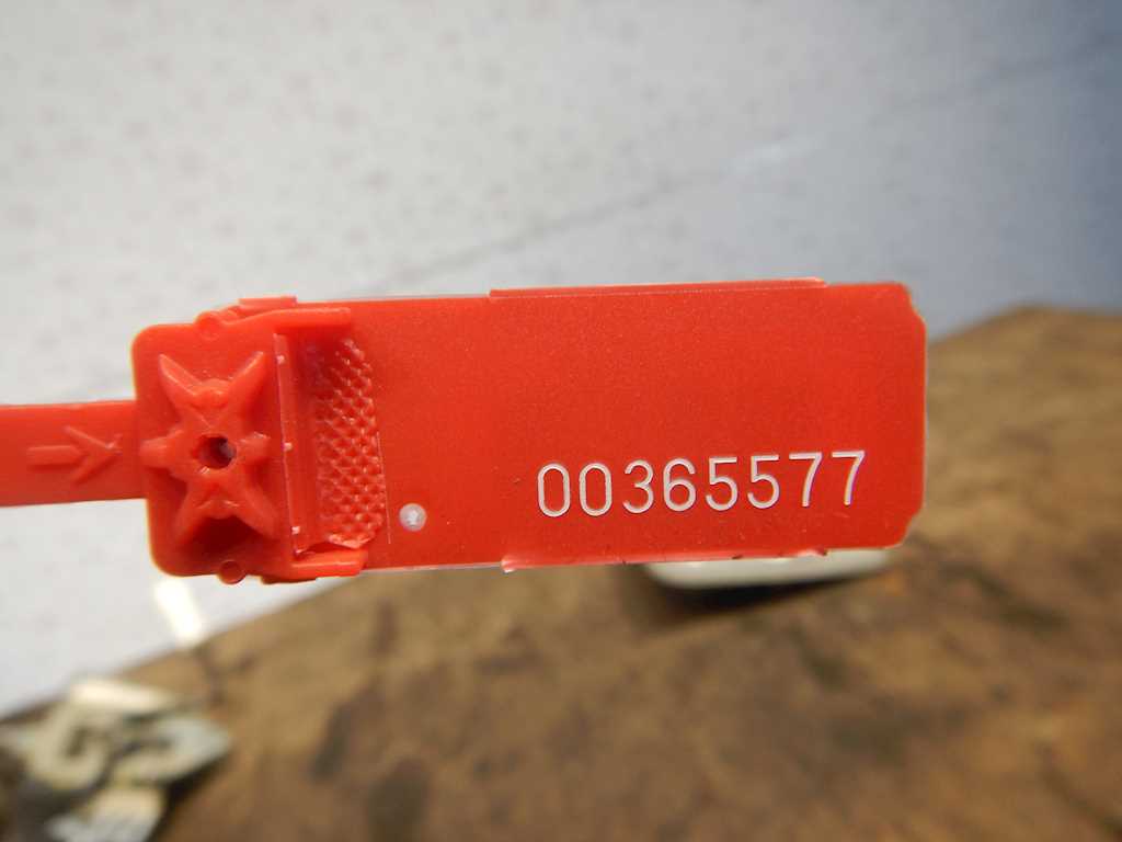 Плафон салонный (салона фонарь) INFINITI QX56/QX80 2004-2010