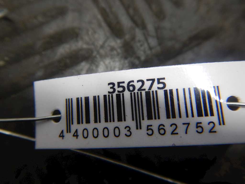 Кронштейн заднего бампера левый правый VOLKSWAGEN Touareg 2002-2010