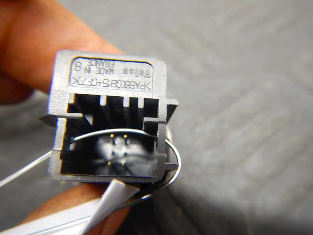 Кнопка аварийной сигнализации (аварийки) PEUGEOT Partner 1996-2009