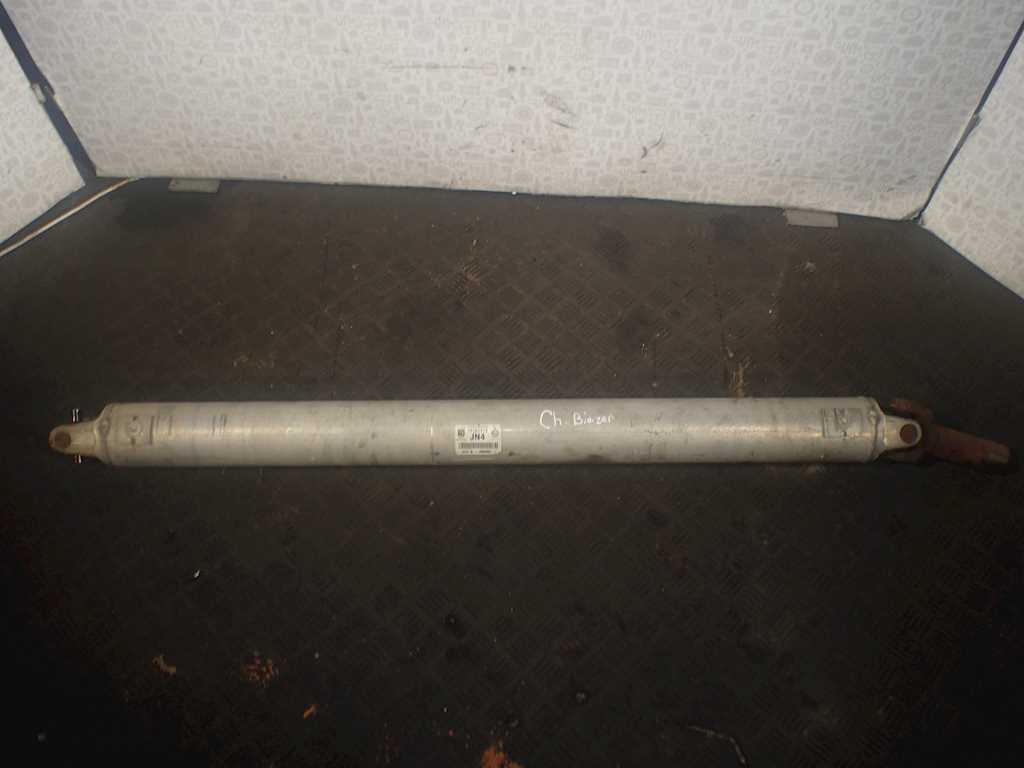 Кардан (вал карданный) Chevrolet TrailBlazer 1 (2001-2009)