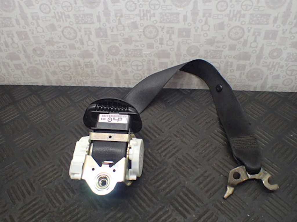 Ремень безопасности передний левый BMW 1er E81\E87 2004-2011