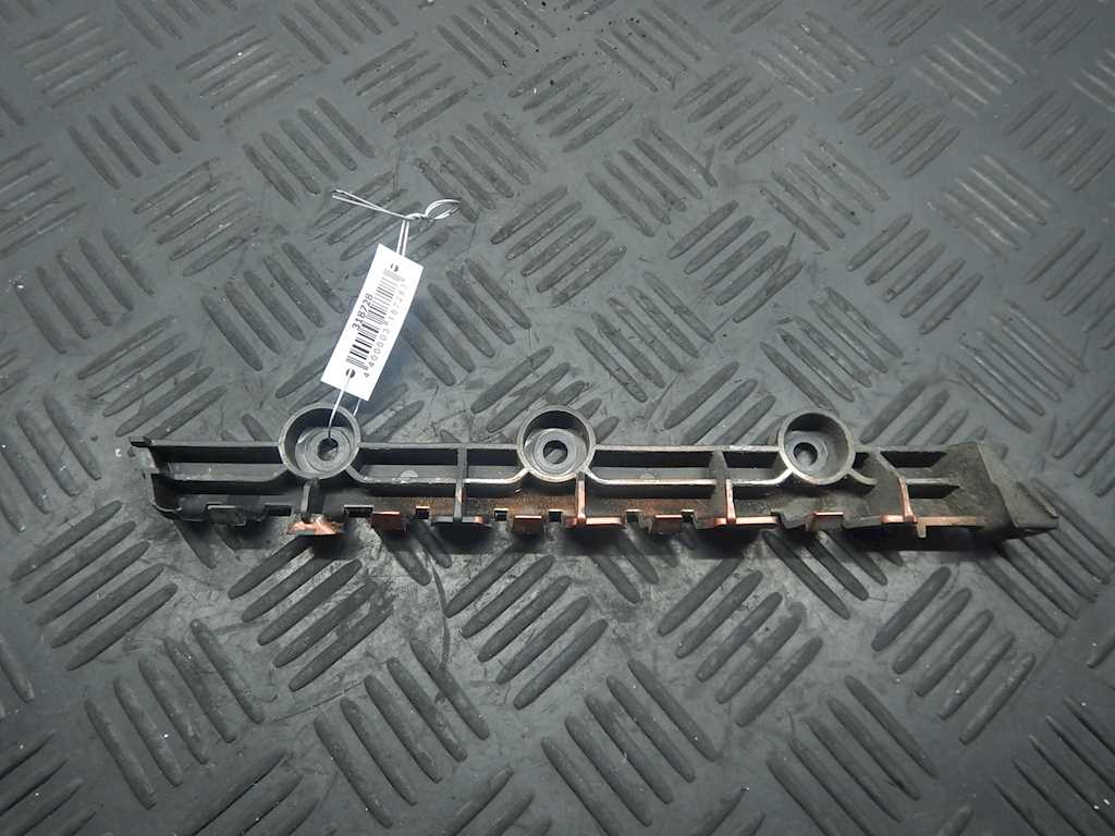 Кронштейн переднего бампера левый SKODA Fabia MK2 5J 2007-2014