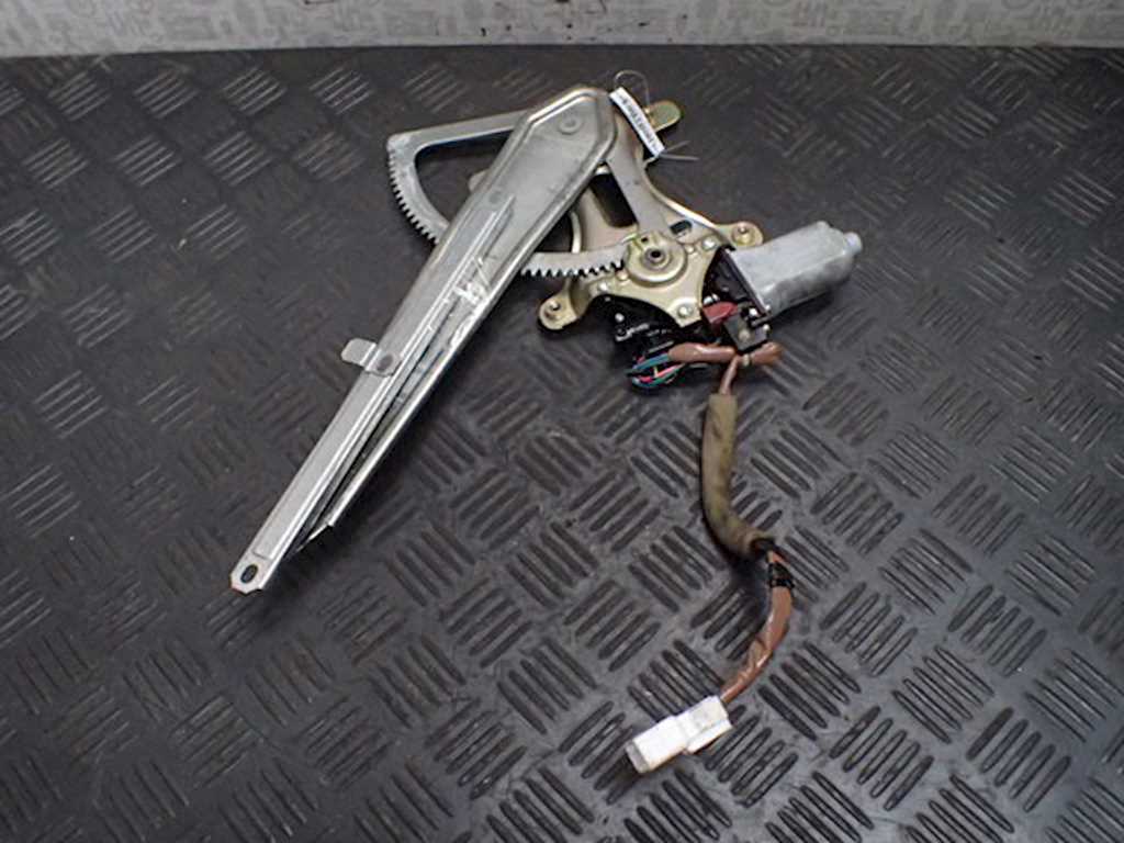 Стеклоподъемник задний правый LEXUS LS UCF30 2000-2006