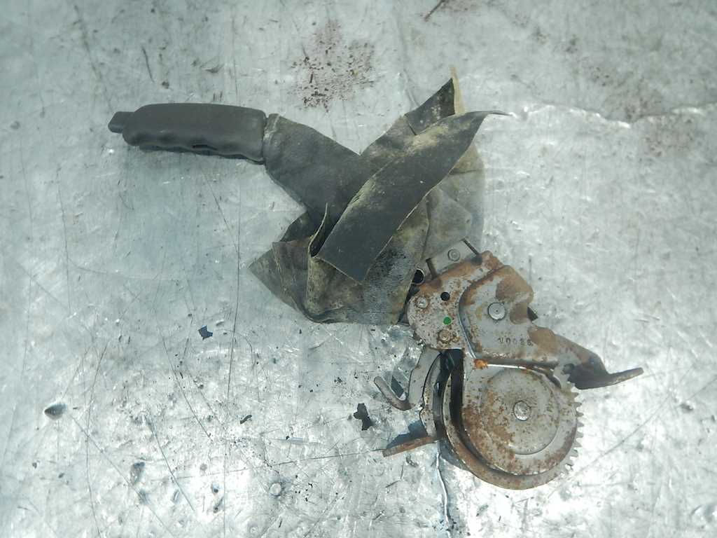 Рычаг ручника (стояночного тормоза) Chevrolet TrailBlazer 1 (2001-2009)