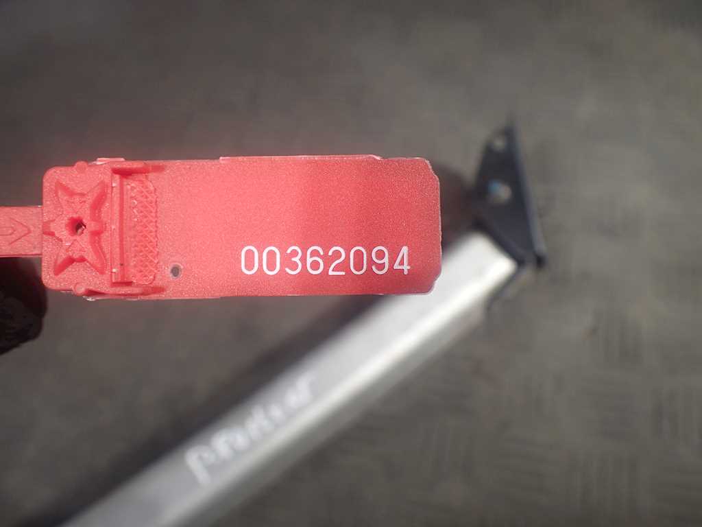 Замок багажника (крышки двери) PEUGEOT Partner 1996-2009