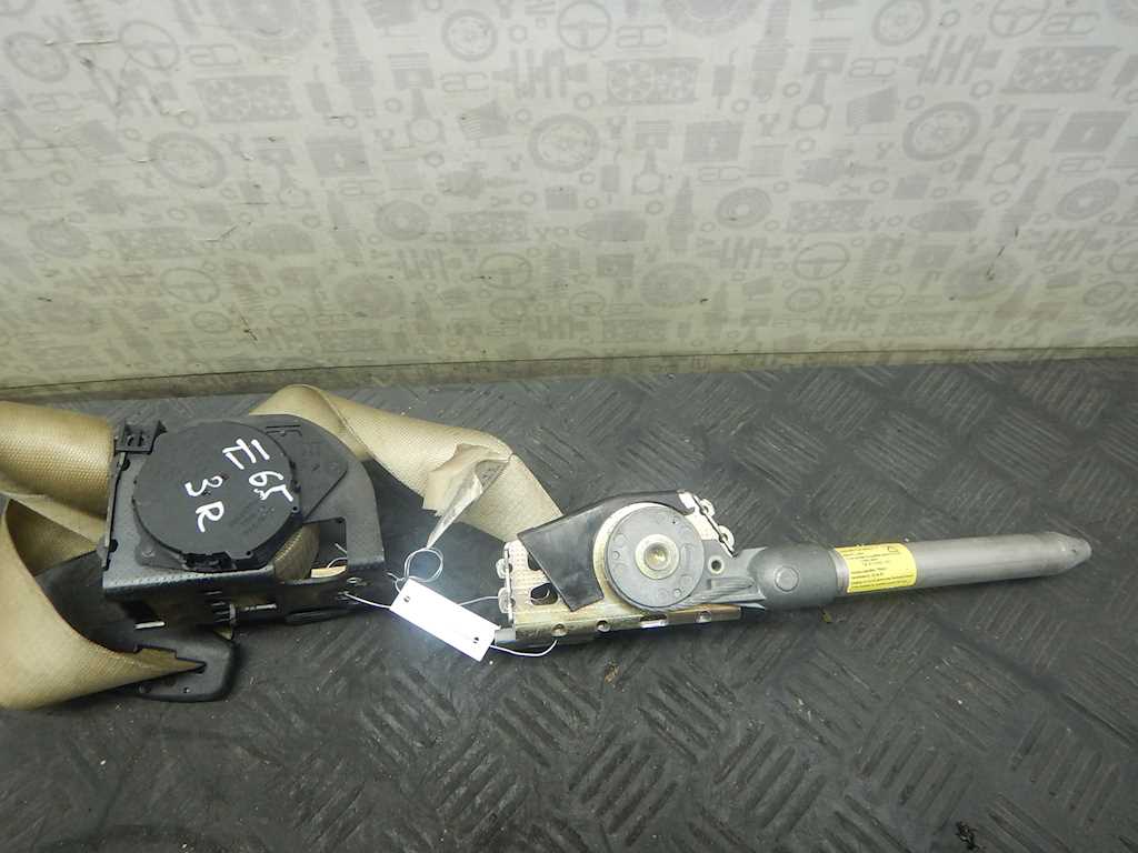 Ремень безопасности задний правый BMW 7er 7 серия E65/E66 2001-2008