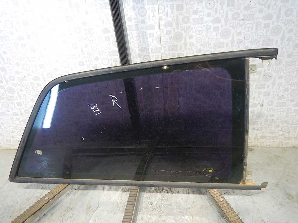 Стекло кузовное глухое правое AUDI A3 8L 1996-2003