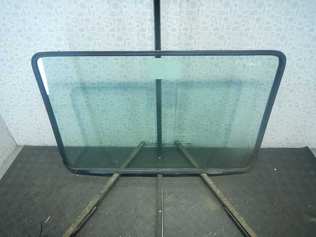 Стекло кузовное глухое правое MERCEDES-BENZ Vario 1996-2013