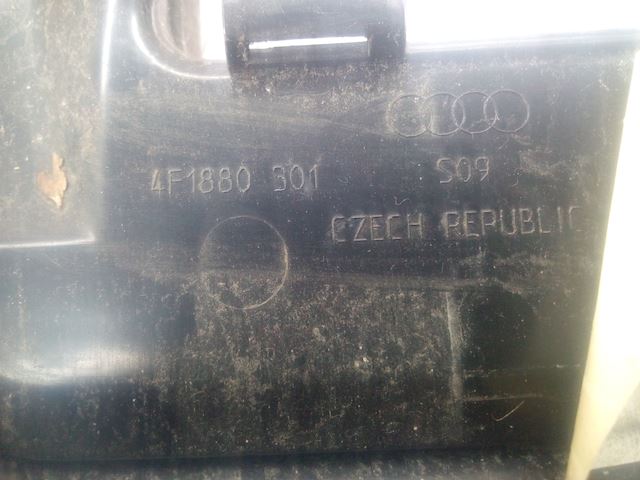 Накладка декоративная AUDI A6 C6 2004-2010