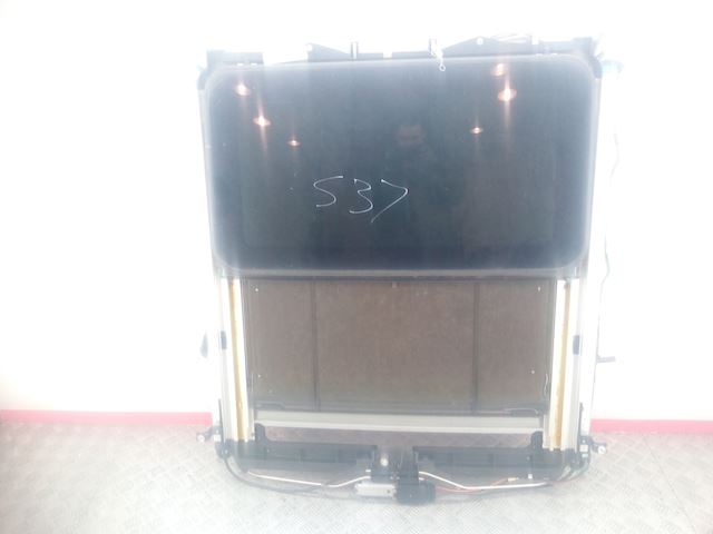 Люк в сборе электрический CHEVROLET Tahoe II 2000-2006