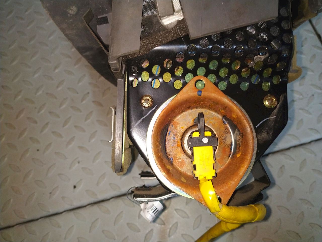 Подушка безопасности пассажирская (в торпедо) MAZDA Demio DW 1996-2002