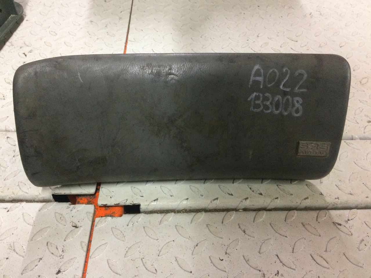 Подушка безопасности пассажирская (в торпедо) KIA Joice 1999-2003