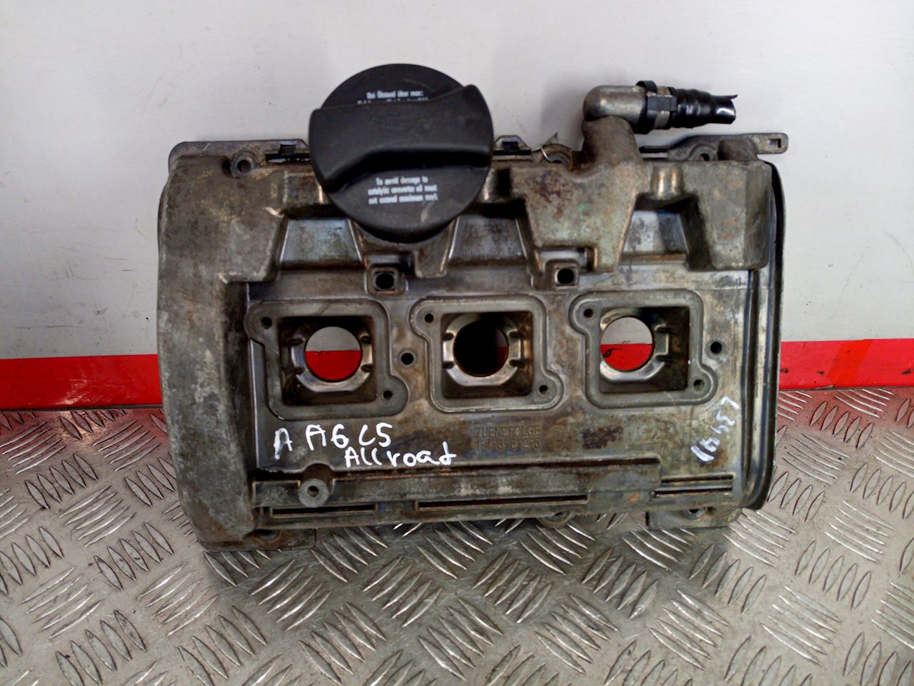 Крышка головки блока цилиндров Audi A6 C5 Allroad (2000-2006)