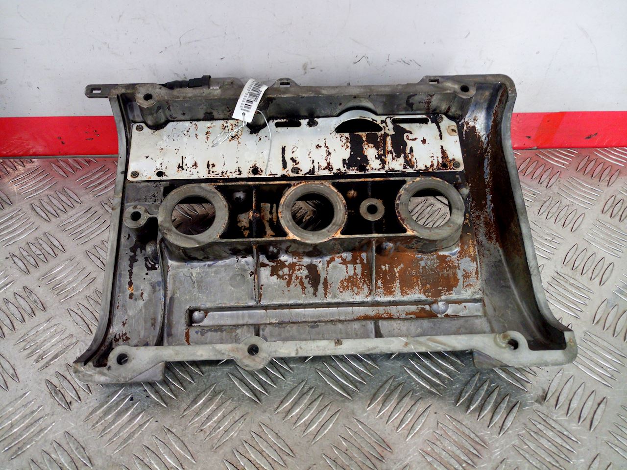 Крышка головки блока (клапанная) AUDI A6 Allroad C5 2000-2006