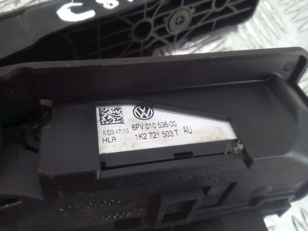 Педаль газа VOLKSWAGEN Passat B7 2011-2015