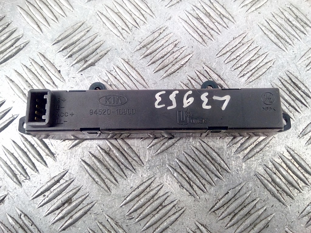 Часы KIA Rio II 2005-2011