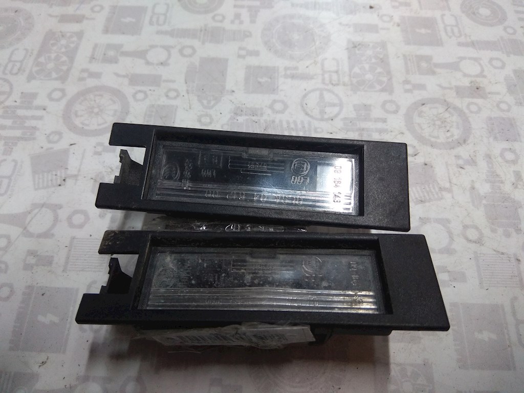 Фонарь подсветки номера OPEL Zafira B 2005-2012