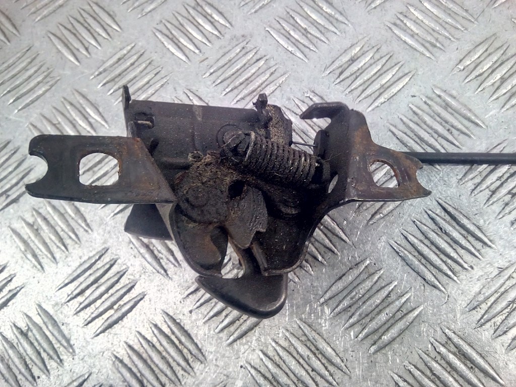 Замок капота SEAT Alhambra 1996-2010