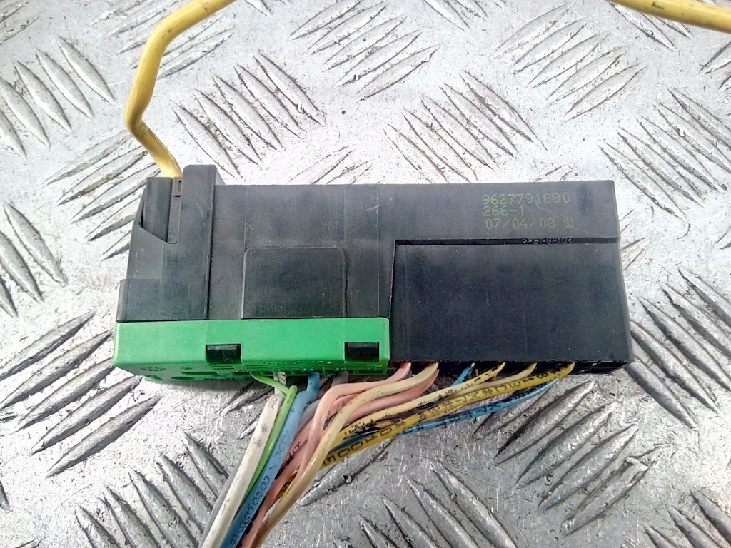 Датчик уровня в бачок омывателя CITROEN C5 II 2007-2017