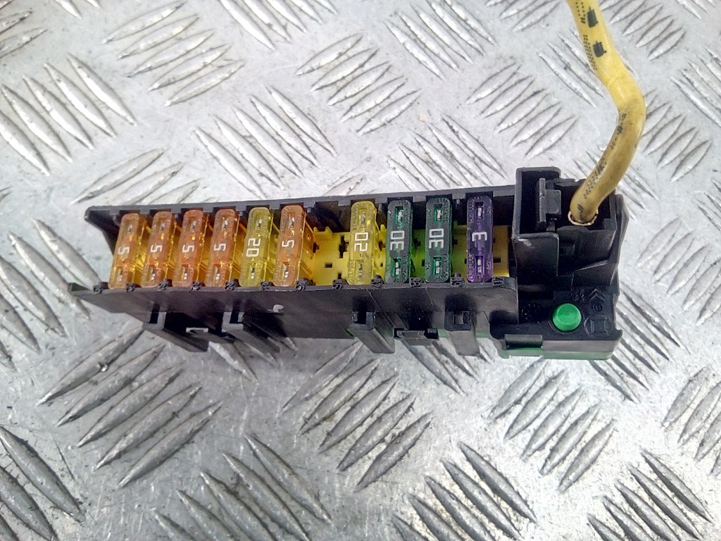 Датчик уровня в бачок омывателя CITROEN C5 II 2007-2017