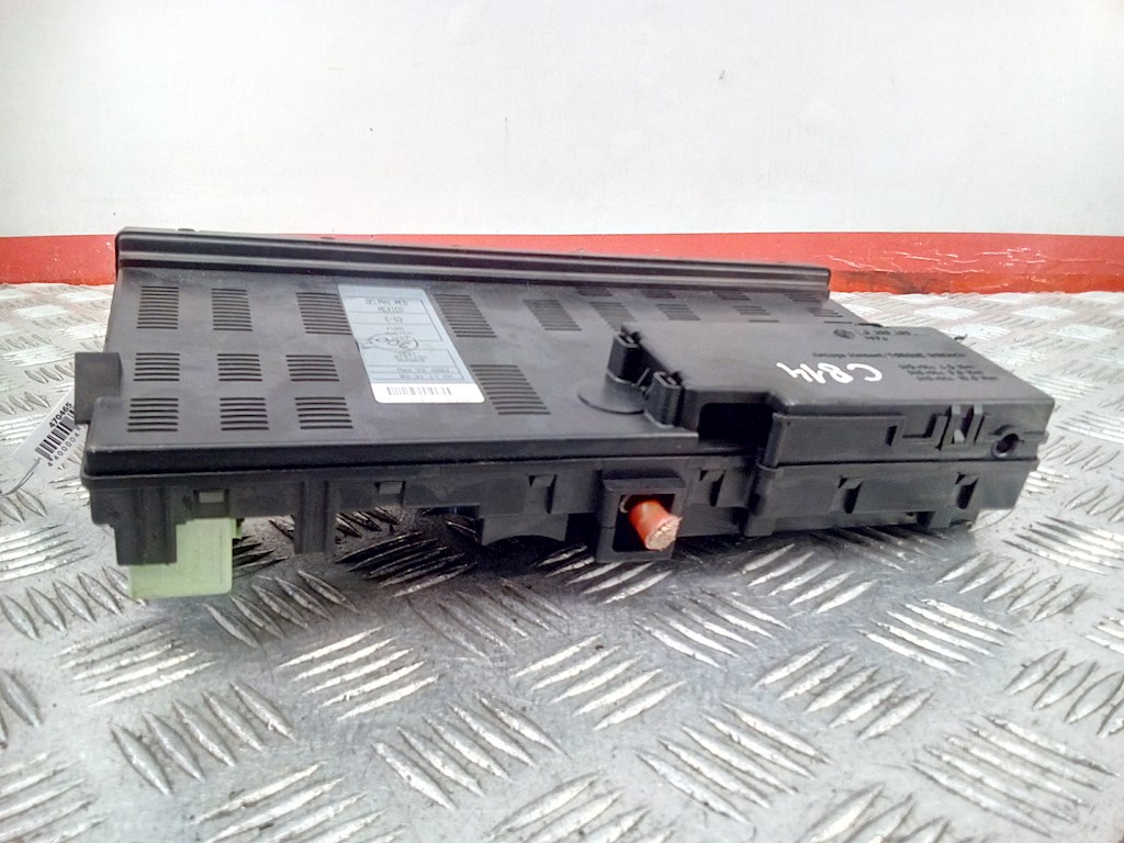 Датчик уровня в бачок омывателя BMW X5 E53 1999-2006