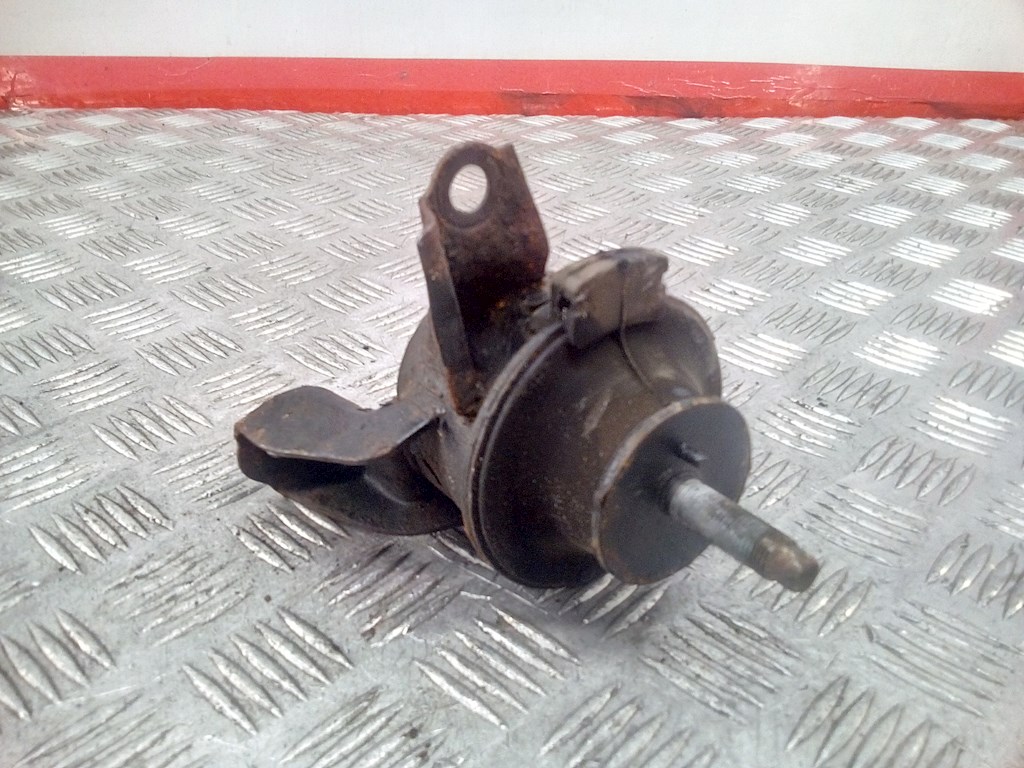 Подушка (опора) крепления двигателя Hyundai Tucson 1 (2004-2010)