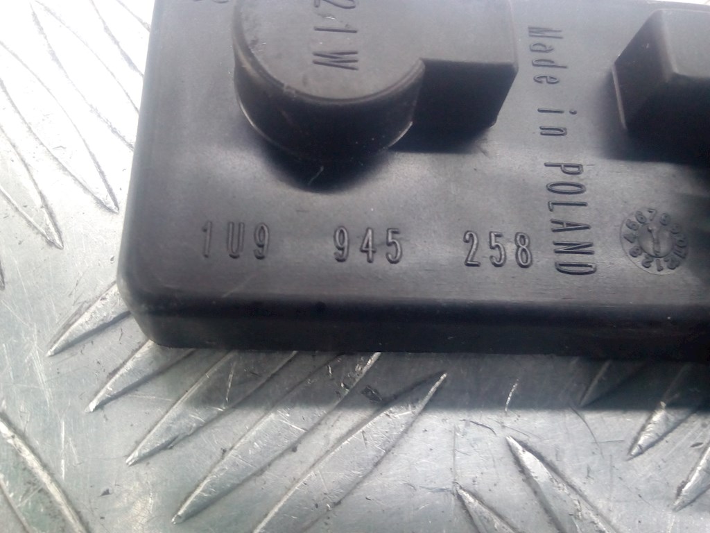 Фонарь задний правый SKODA Octavia A4 1U- 1997-2010