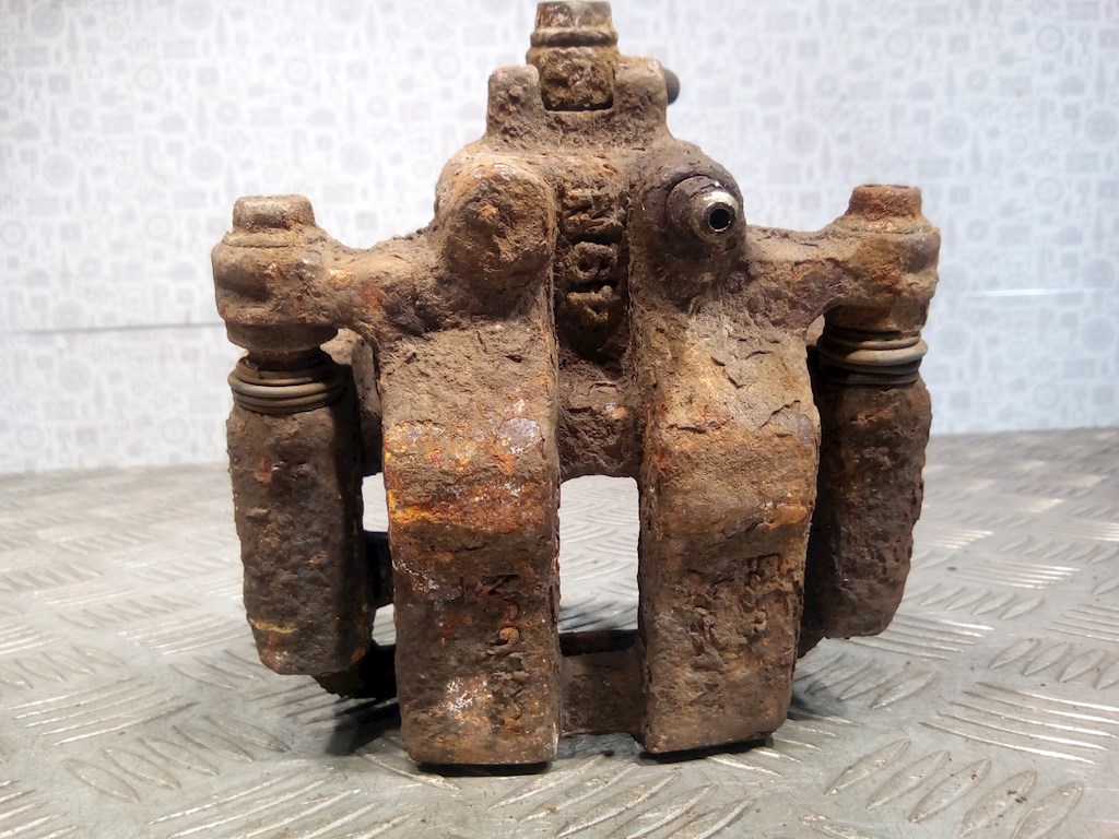 Суппорт задний правый HONDA FR-V 2004-2009