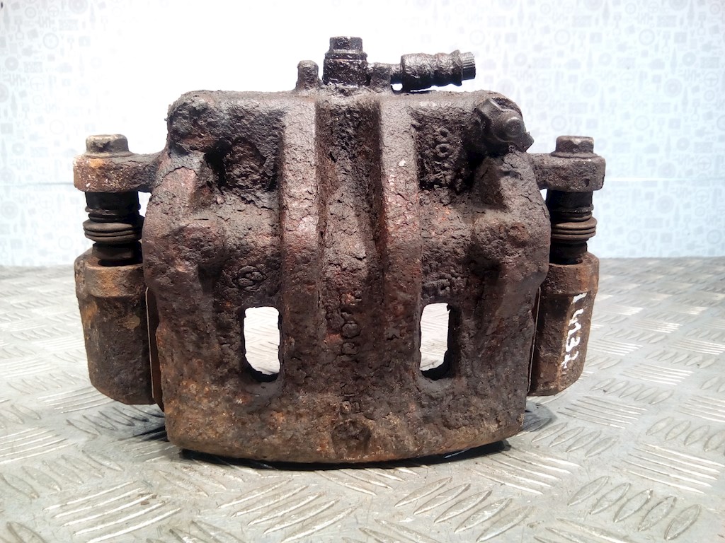 Суппорт передний левый SSANG YONG Rodius 2004-2013