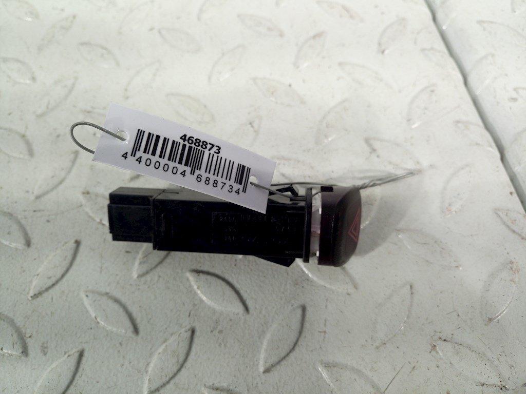 Кнопка аварийной сигнализации Volvo XC90 1 (2002-2014)