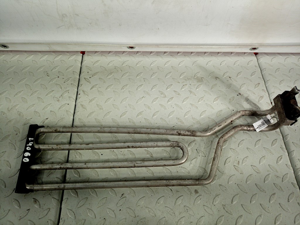 Радиатор масляный BMW 7-Series (E38) (1994-2001)