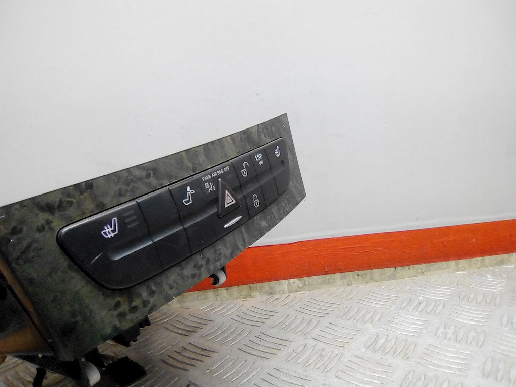 Блок кнопок MERCEDES-BENZ E-Class W211, S211 2002-2009