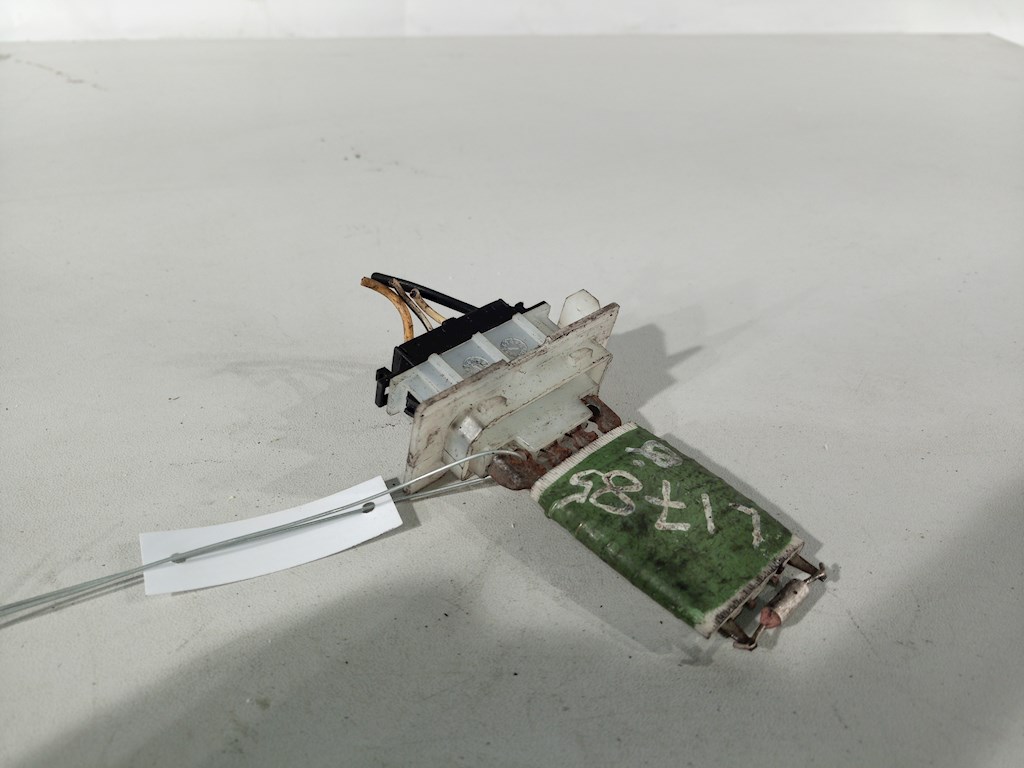 Резистор отопителя (сопротивление печки) TOYOTA Aygo AB10 2005-2014