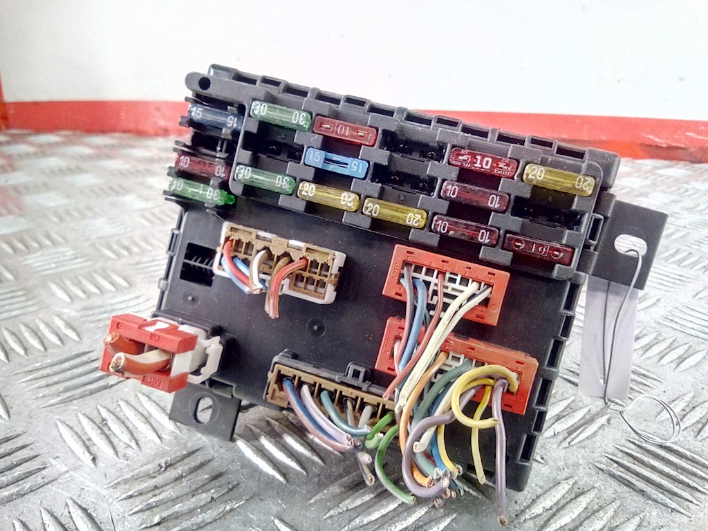 Датчик уровня в бачок омывателя ALFA ROMEO 156 1997-2007