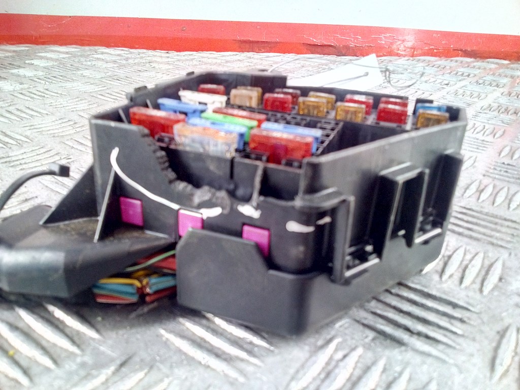 Датчик уровня в бачок омывателя SKODA Octavia A4 1U- 1997-2010