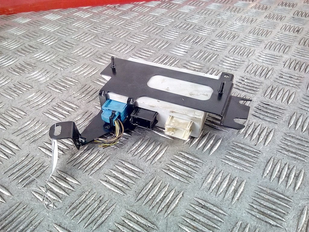 Блок управления парктрониками BMW 5-Series (E39) (1995-2004)