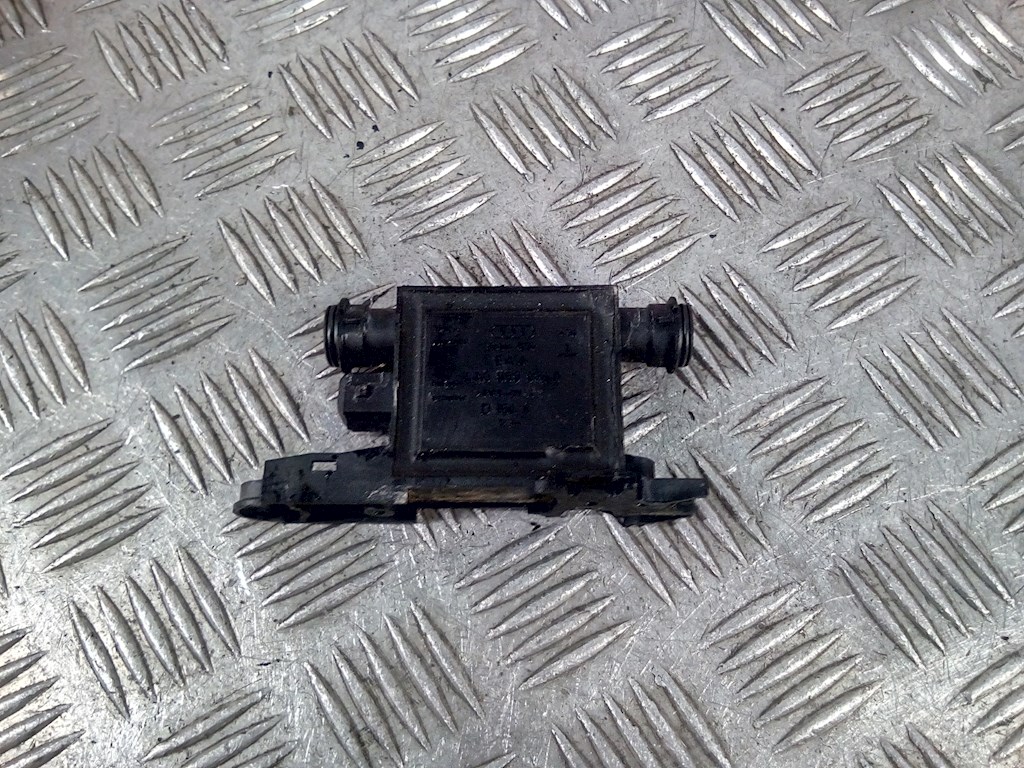 Блок управления центральным замком AUDI A4 B5 1995-2001